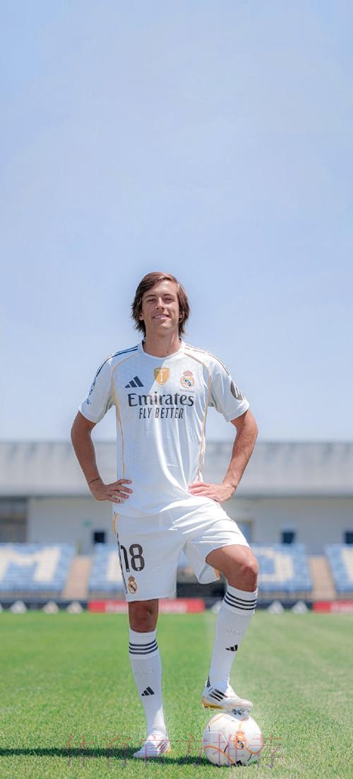 官方:皇马20岁中锋阿尔瓦罗租借加盟赫塔菲 官方:皇马20岁中锋阿尔瓦罗租借加盟赫塔菲